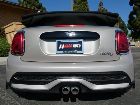 Used 2024 MINI Cooper S image 8