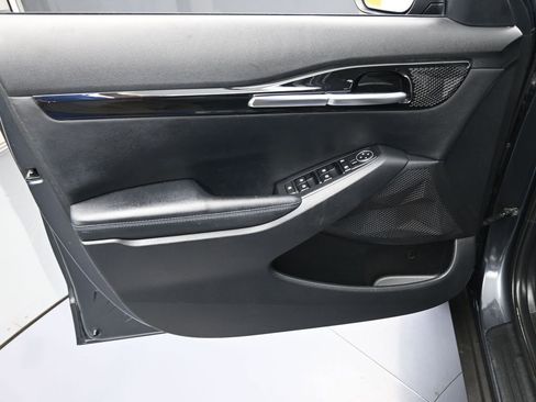 Used 2023 Kia Seltos S w/ Navigation Package image 12