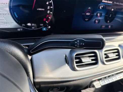 Used 2024 Mercedes-Benz GLE 450e 4MATIC image 22