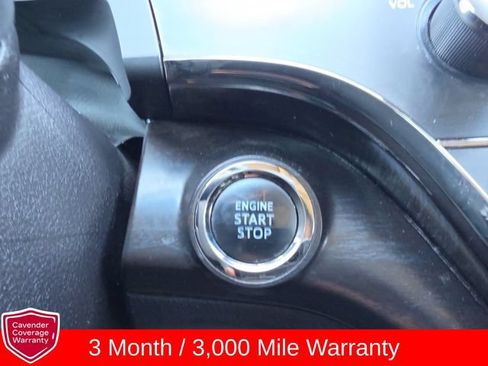 Used 2016 Toyota Avalon Limited w/ Toyota Safety Sense Package FWD image 29