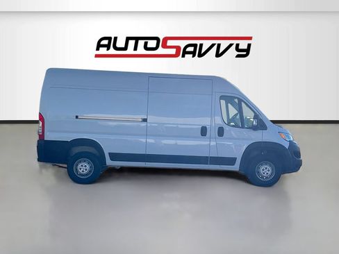 Used 2023 RAM ProMaster 2500 FWD image 8