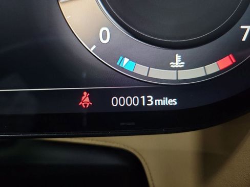 New 2025 Land Rover Range Rover Sport Dynamic SE image 18