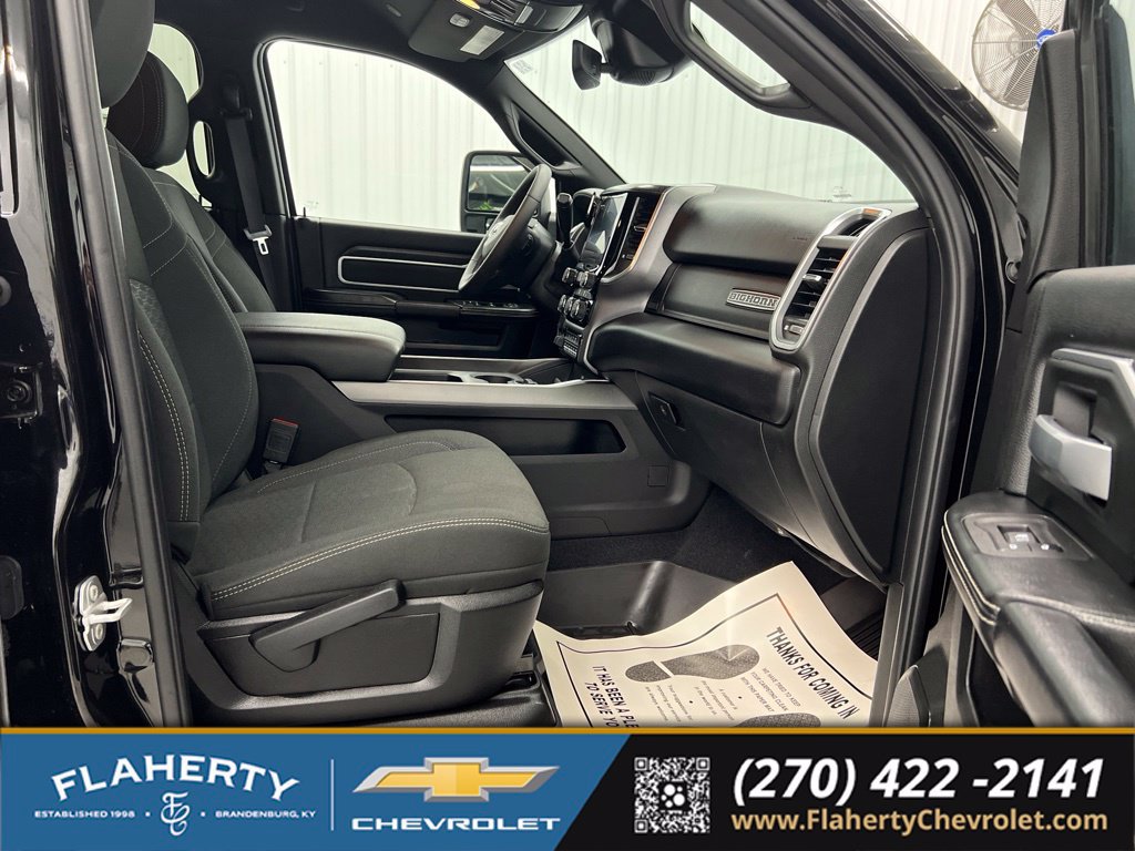 Used 2025 RAM 2500 Big Horn AWD/4WD image 15