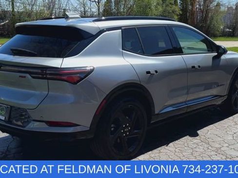 Certified 2024 Chevrolet Equinox EV RS image 8