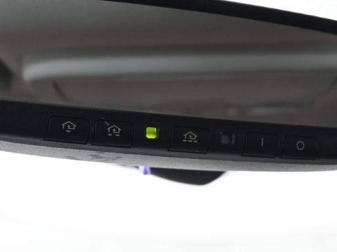 Used 2018 Nissan Titan PRO-4X w/ Pro-4x Convenience Package image 26