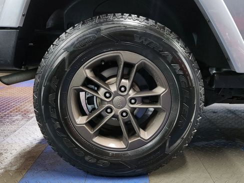 Used 2017 Jeep Wrangler Sahara image 73