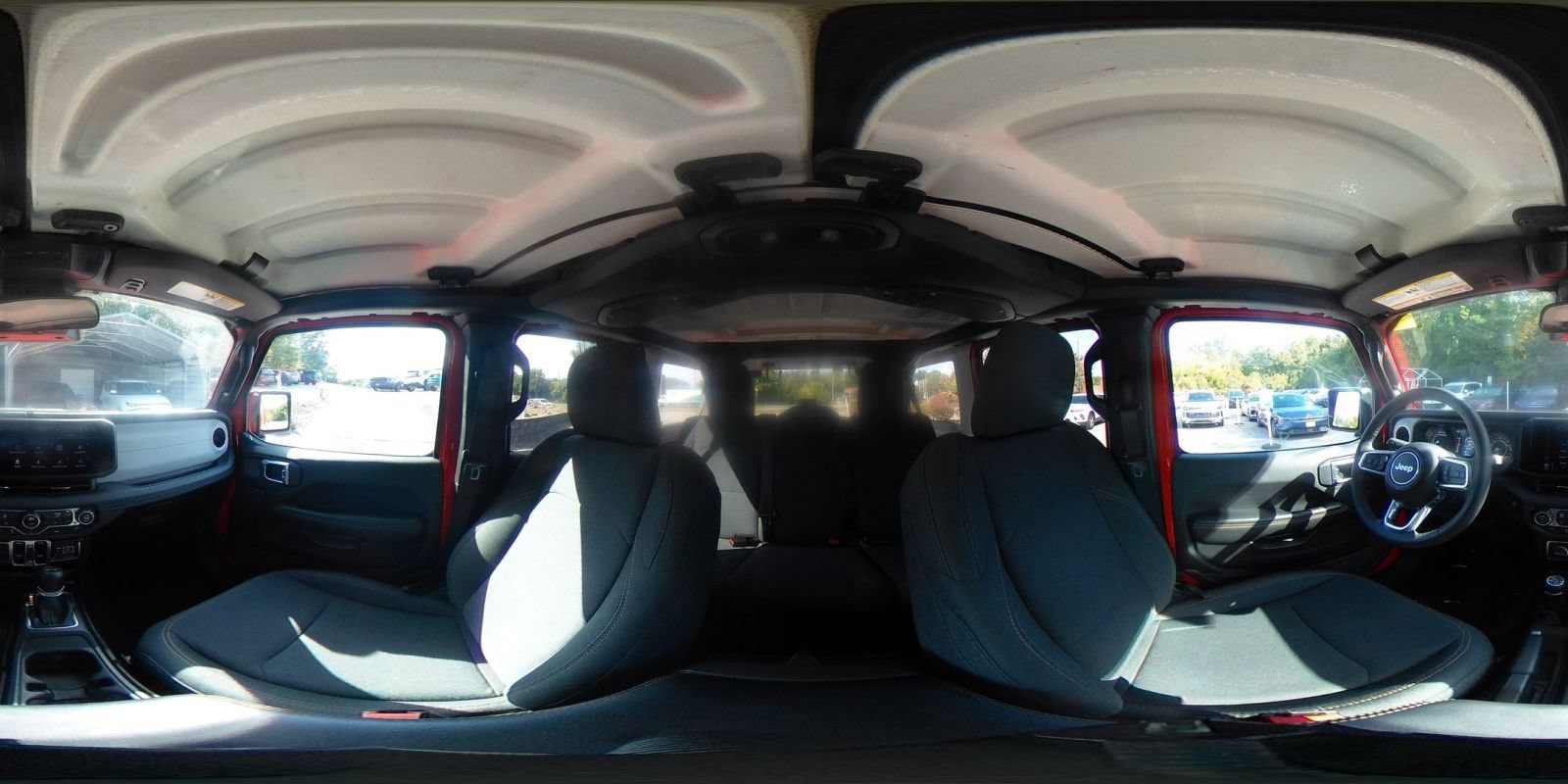 Used 2025 Jeep Wrangler Unlimited Sahara AWD/4WD image 41