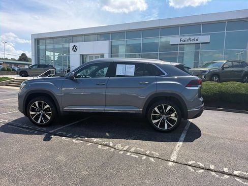 Used 2024 Volkswagen Atlas Cross Sport SEL Premium R-Line AWD/4WD image 9