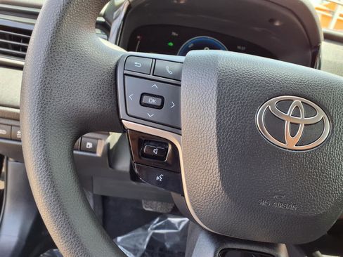 Certified 2025 Toyota Camry LE FWD image 20