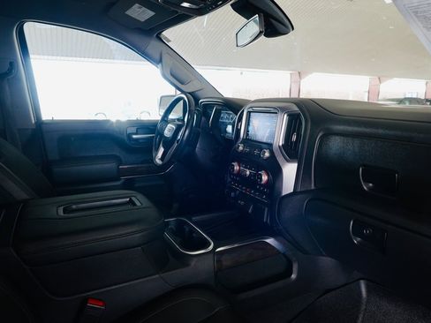Used 2021 GMC Sierra 1500 SLT image 8