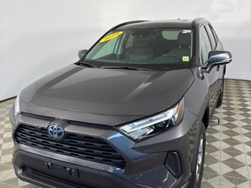 Used 2024 Toyota RAV4 XLE w/ Convenience Package AWD/4WD image 3