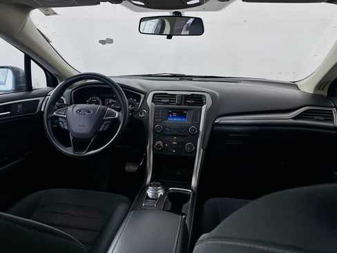 Used 2017 Ford Fusion SE image 21