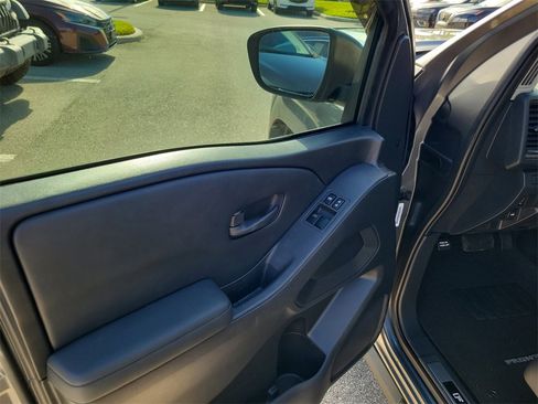 Used 2022 Nissan Frontier S w/ Technology Package image 20