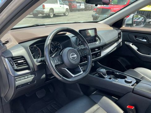 Used 2023 Nissan Rogue SV w/ SV Premium Package AWD/4WD image 27