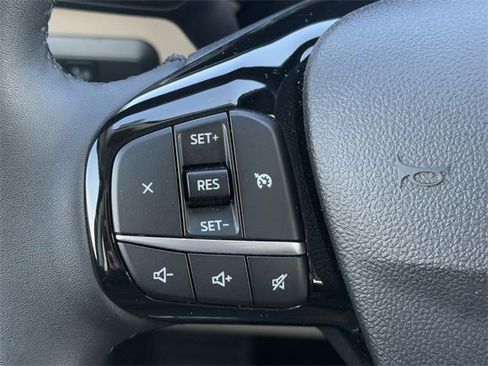 Certified 2022 Ford Escape SEL image 20