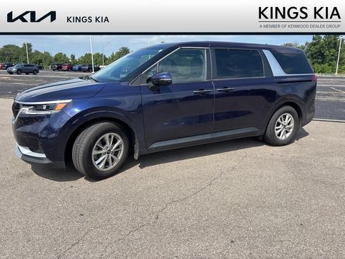 Used 2024 Kia Carnival LX FWD image 15