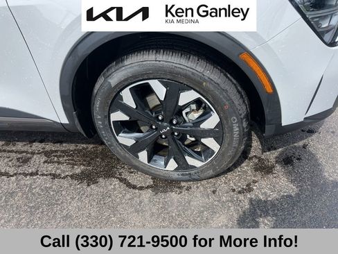 Certified 2024 Kia Sportage X-Line w/ X-Line Premium Package image 22