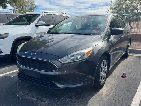 Used 2016 Ford Focus S image 1
