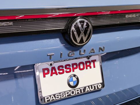 Used 2026 Volkswagen Tiguan SEL R-Line AWD/4WD image 14