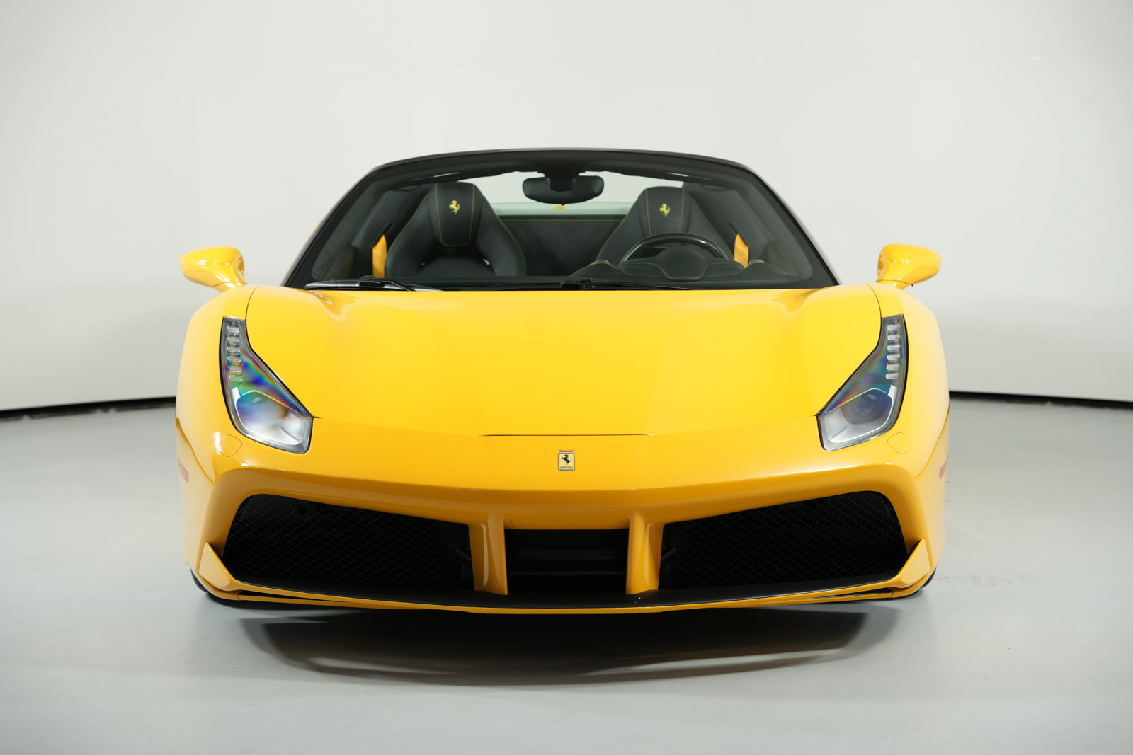 Certified 2018 Ferrari 488 Spider RWD image 20