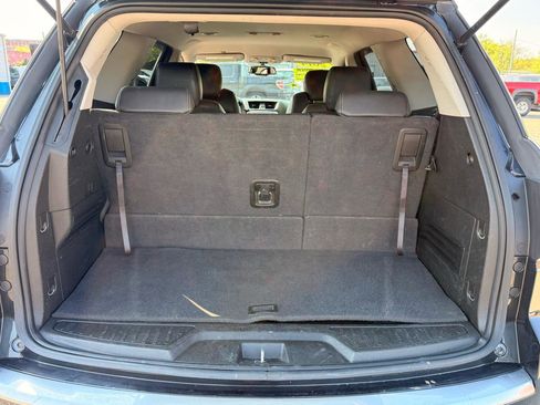 Used 2014 GMC Acadia SLT image 13