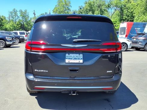Used 2022 Chrysler Pacifica Pinnacle AWD/4WD image 21