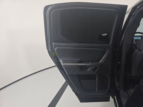 Used 2023 Rivian R1T Adventure image 17