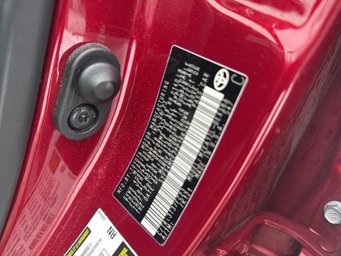 Used 2023 Toyota Corolla SE w/ Carpet Mat Package (TMS) image 17