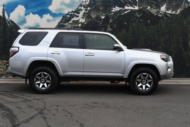 Certified 2024 Toyota 4Runner TRD Off-Road AWD/4WD image 2