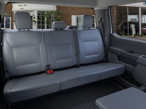 New 2025 Ford F550 4x4 Crew Cab image 21