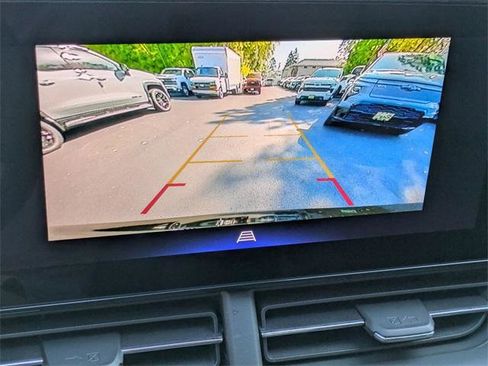 New 2026 Chevrolet Trax LT w/ Driver Confidence Package image 17