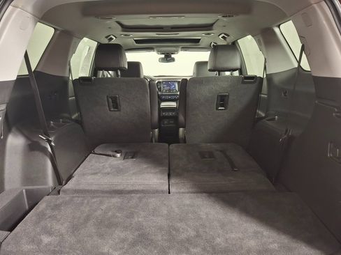 Used 2022 GMC Acadia AT4 w/ Technology Package image 27