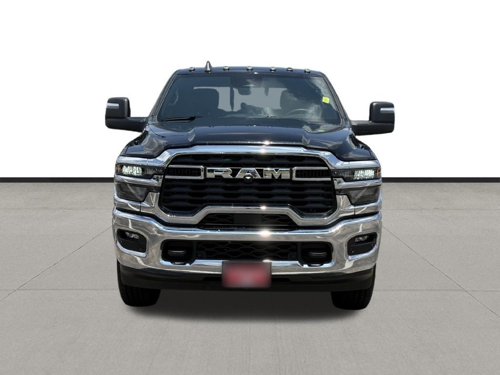 Used 2026 RAM 2500 Tradesman AWD/4WD image 2