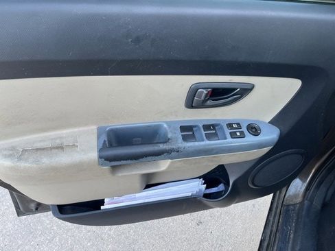 Used 2010 Kia Soul ! image 14