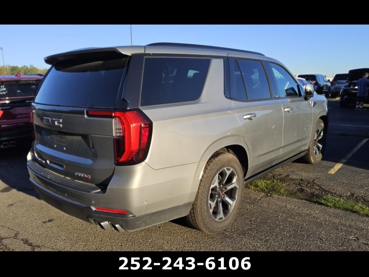 Used 2025 GMC Yukon AT4 Ultimate AWD/4WD image 3