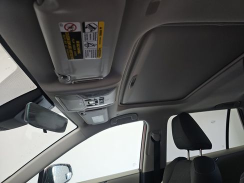 Used 2025 Toyota RAV4 XLE w/ Convenience Package image 13