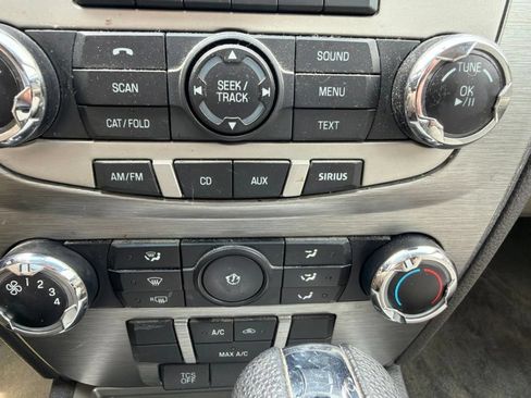 Used 2011 Ford Fusion SE w/ 201A Rapid Spec Order Code FWD image 23