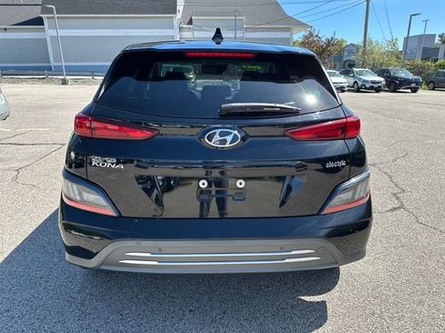 Used 2023 Hyundai Kona Limited w/ Cargo Package FWD image 7