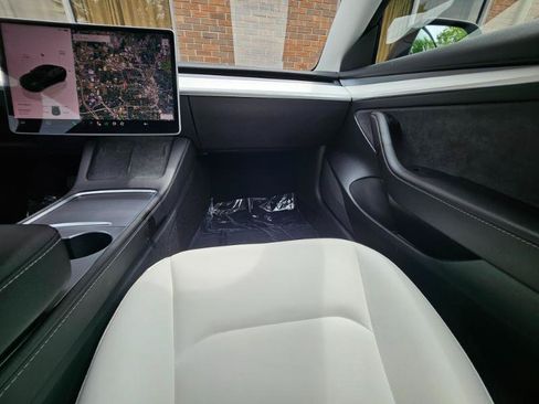 Used 2023 Tesla Model 3 Standard Range RWD image 53