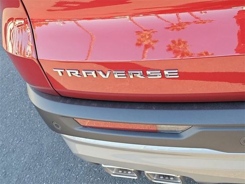 New 2026 Chevrolet Traverse LT image 21
