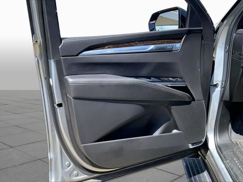 Used 2025 Cadillac Escalade Premium Luxury Platinum w/ LPO, Floor Liner Package AWD/4WD image 20