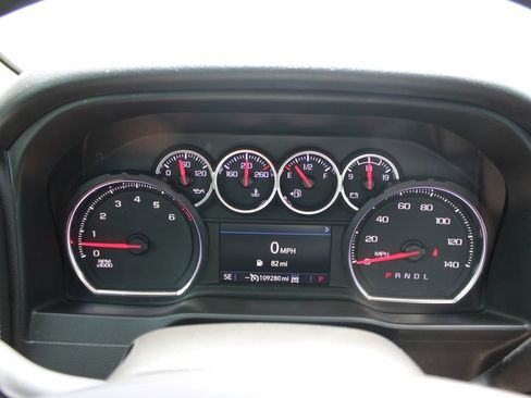 Used 2021 Chevrolet Silverado 1500 LT Trail Boss AWD/4WD image 35