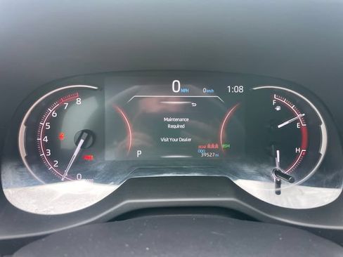 Used 2023 Toyota RAV4 XLE Premium AWD/4WD image 9