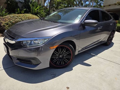 Used 2018 Honda Civic LX image 23