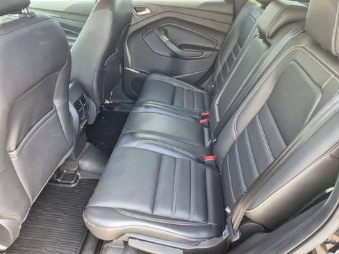 Used 2019 Ford Escape Titanium w/ U9j03 - Titanium Tow Package AWD/4WD image 26