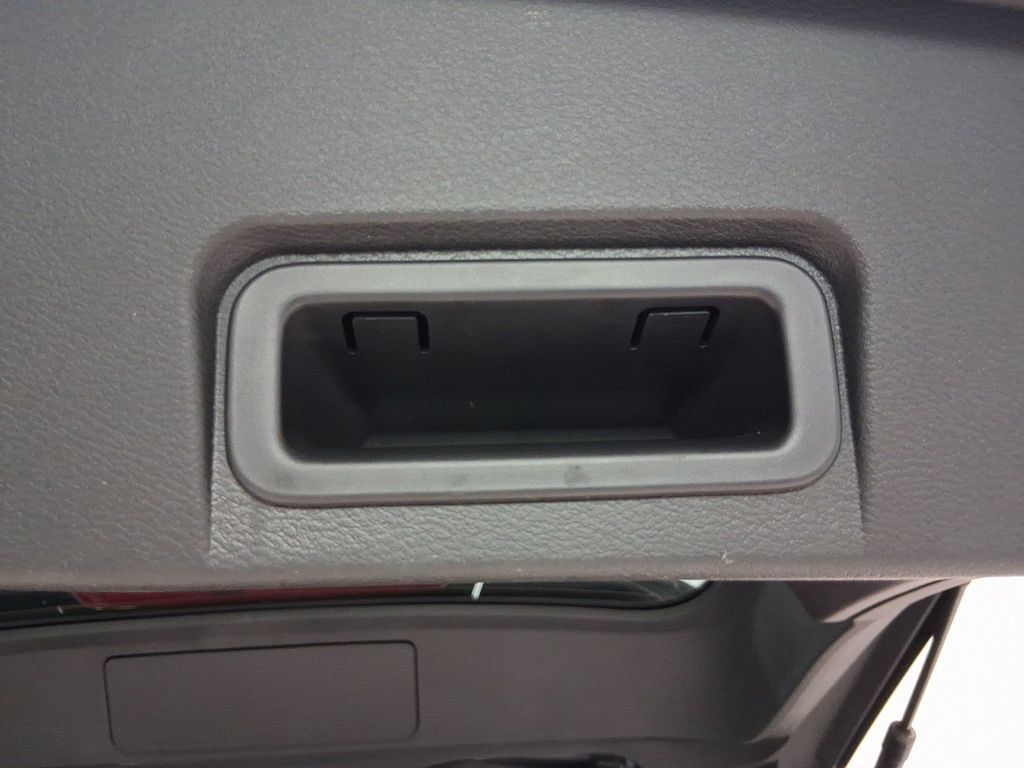 Used 2023 Nissan Rogue SV AWD/4WD image 49