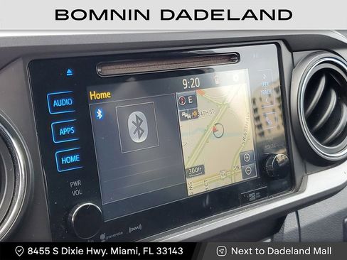 Used 2017 Toyota Tacoma SR image 21