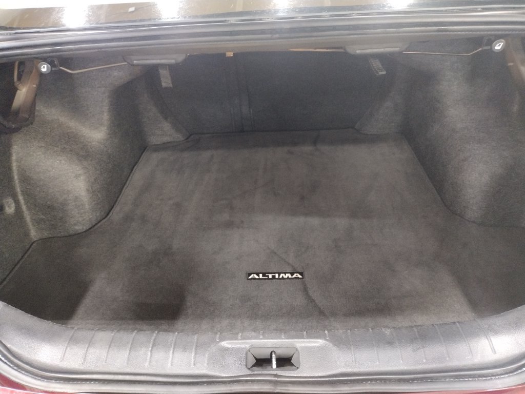 Used 2025 Nissan Altima 2.5 SV FWD image 16