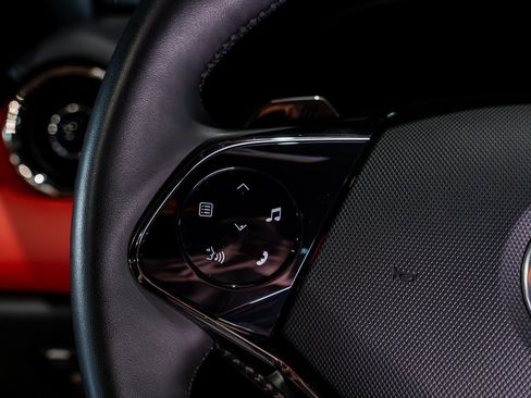 Used 2025 Karma Revero Luxury RWD image 43