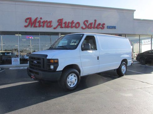 Used 2014 Ford E-350 and Econoline 350 Super Duty RWD image 1